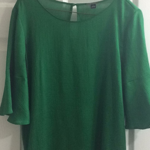 Ann Taylor blouse with bell sleeves - Picture 4 of 6